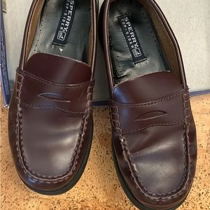 Boys dress penny loafer size 4.5